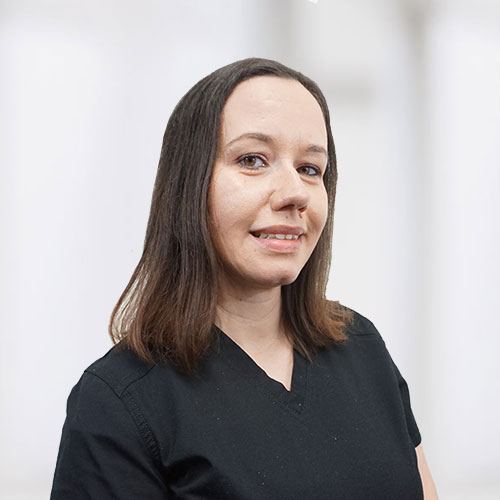 Jessica Lewis Jessica Houser, NREMT, CMA